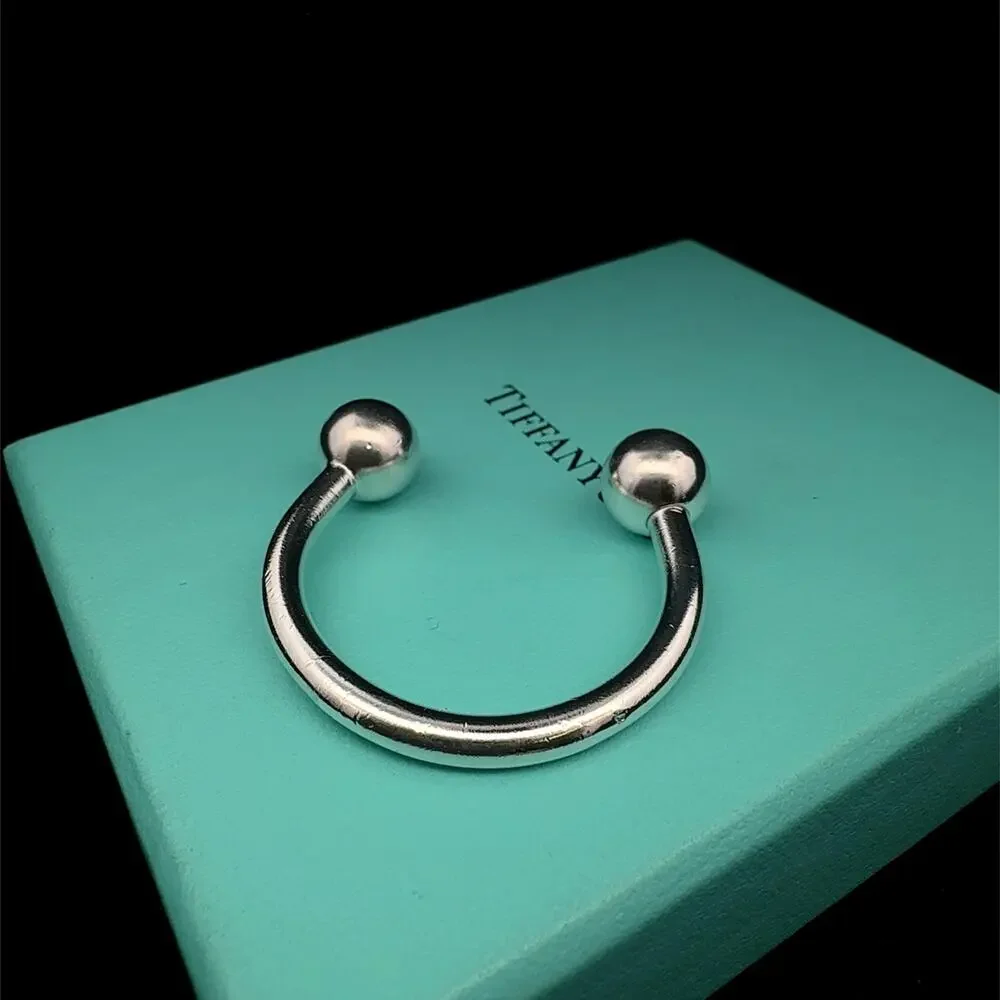 Tiffany & Co. 925 Sterling Silver Horseshoe U Key Ring Keychain